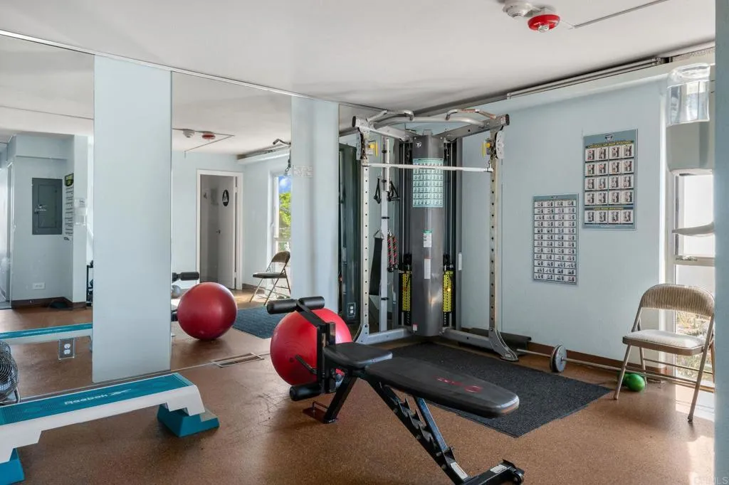 https://cdn.realtyfeed.com/cdn/127/306279773/284060ac3d9e9cbc6427debdd235bd7b.webp
