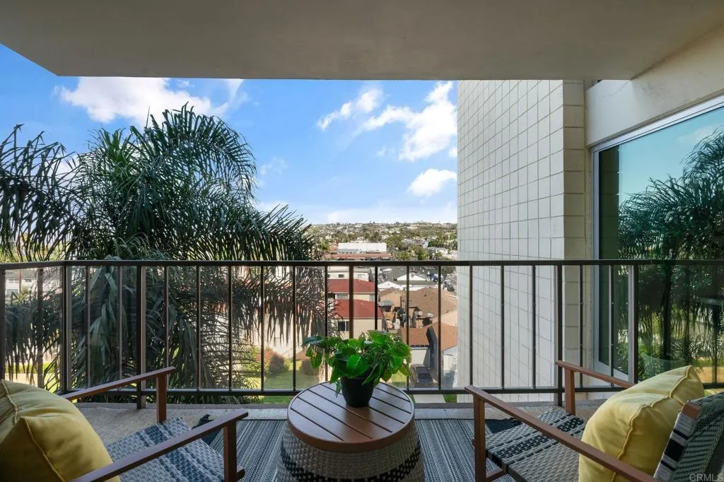 https://cdn.realtyfeed.com/cdn/127/306279773/6063466776446bb0b3ae017211e0104f.webp