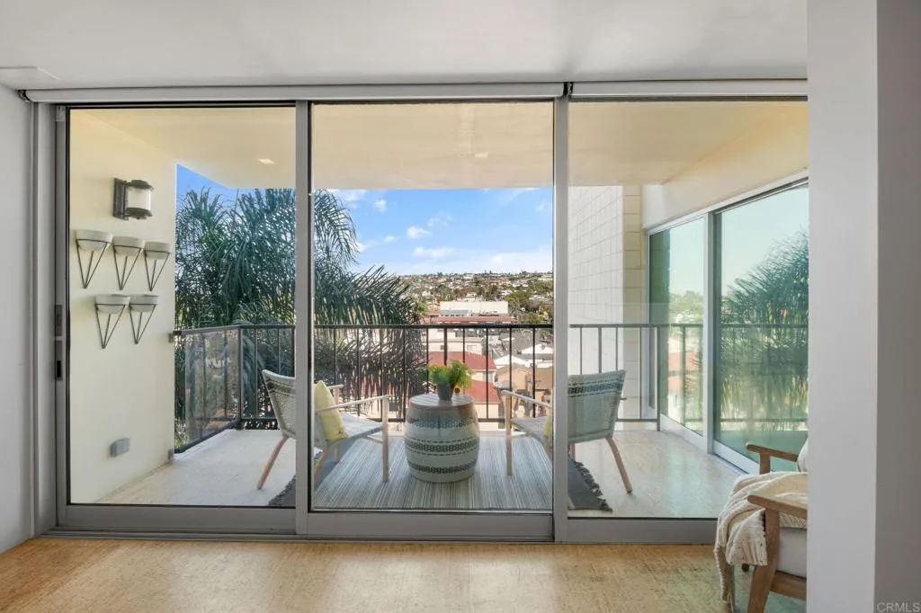 https://cdn.realtyfeed.com/cdn/127/306279773/c1dc64a5091ca2b975cdf24f77c38e48.webp