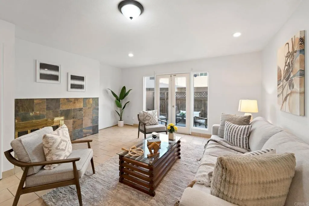 https://cdn.realtyfeed.com/cdn/127/306280942/11f08d65b0541a01bfa2cc4096a7cc14.webp