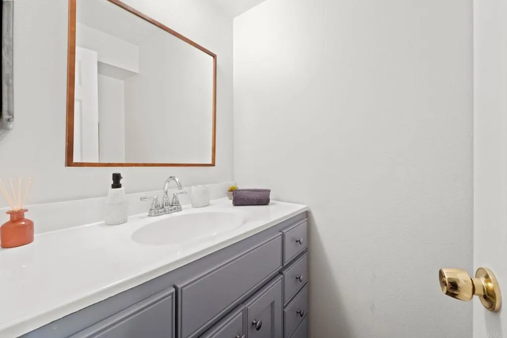 https://cdn.realtyfeed.com/cdn/127/306280942/195b191e8a64ecf9f1f2a234f7ef2824.webp