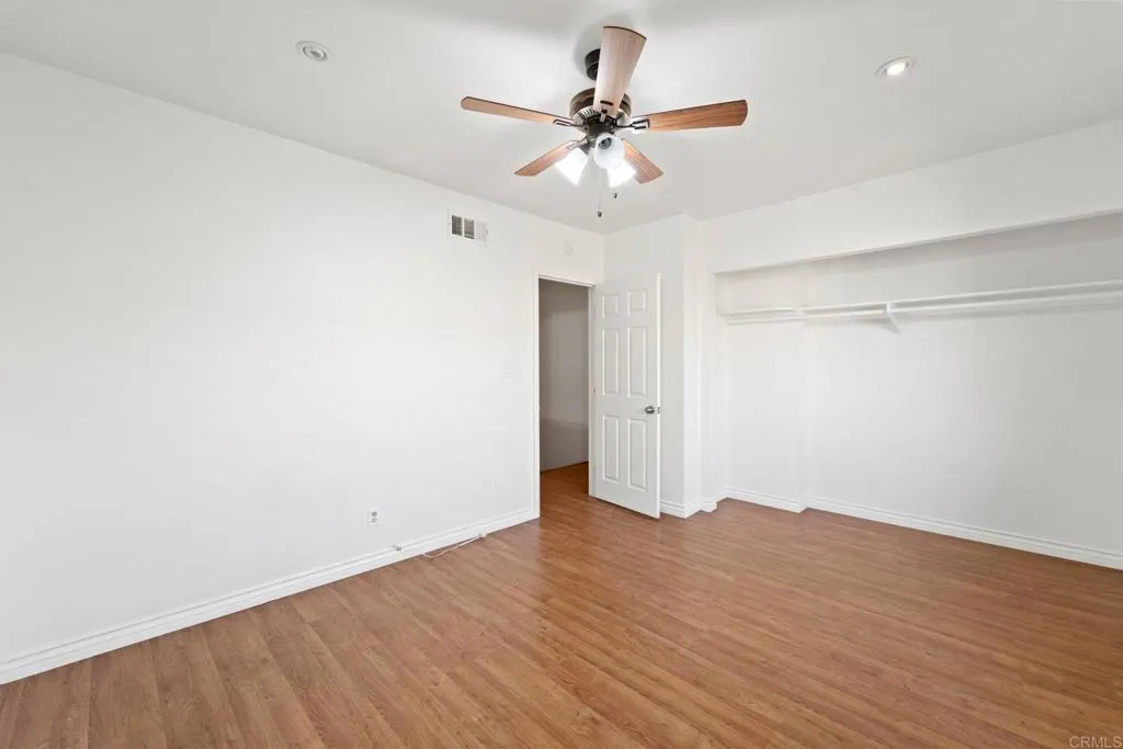 https://cdn.realtyfeed.com/cdn/127/306280942/50d3877e9bf9b2e26a2613c42a99cfc7.webp
