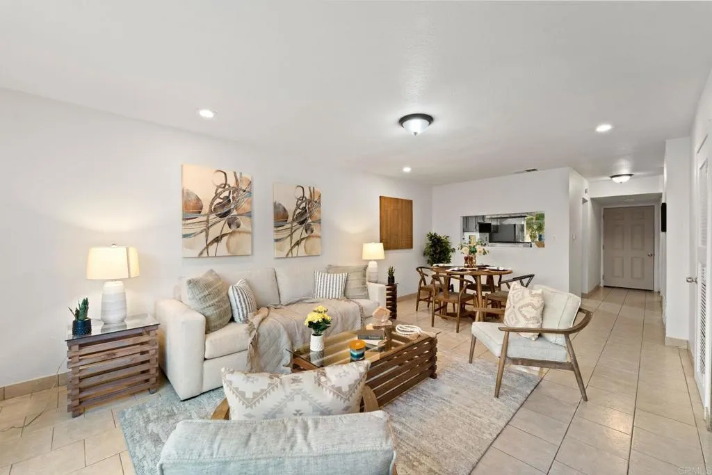 https://cdn.realtyfeed.com/cdn/127/306280942/eaed90ca899445888cdc3c5fa69a0e4d.webp