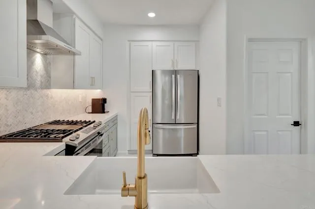 https://cdn.realtyfeed.com/cdn/127/306281003/c372c31efe4ea8ccbb41ec73f3ab3775.webp