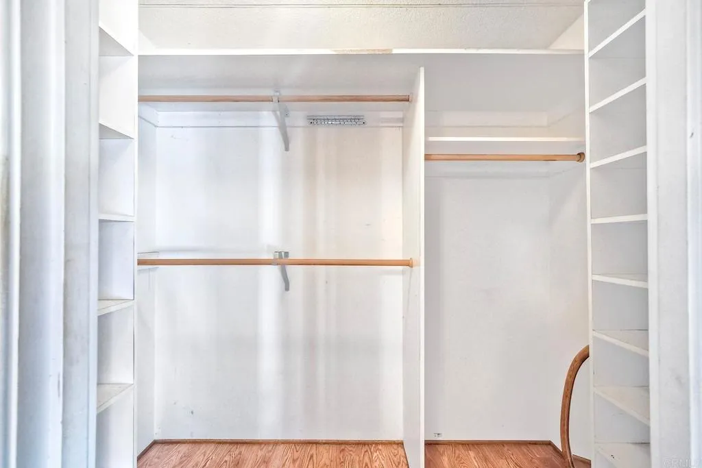 https://cdn.realtyfeed.com/cdn/127/306281077/81f1195711c36e50544fdf6bfa19563e.webp