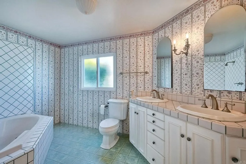 https://cdn.realtyfeed.com/cdn/127/306281077/e998ad330309609d213df7891ca2f735.webp