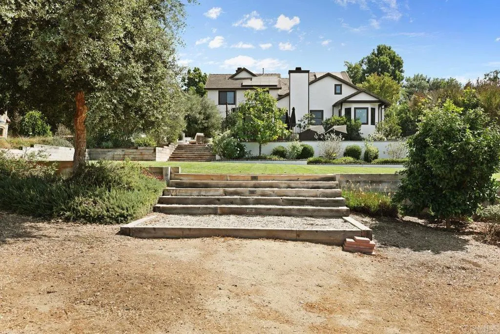 https://cdn.realtyfeed.com/cdn/127/306282122/747e9dee01f3ed4d5297f830965667b4.webp