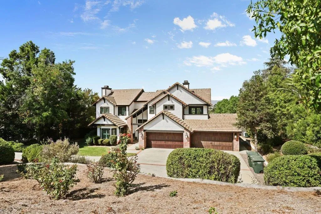 https://cdn.realtyfeed.com/cdn/127/306282122/969e3ea93af74039e99be189ae226ae5.webp