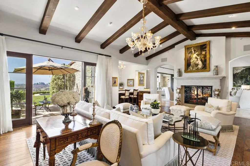 https://cdn.realtyfeed.com/cdn/127/306282200/28dc8335fe60dd45a537fc5b82bf04f6.webp
