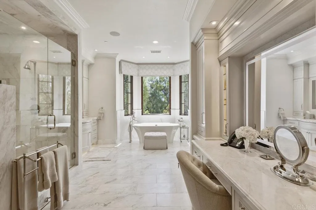 https://cdn.realtyfeed.com/cdn/127/306282200/3f0bf8ea178b045837d00331344efe6b.webp