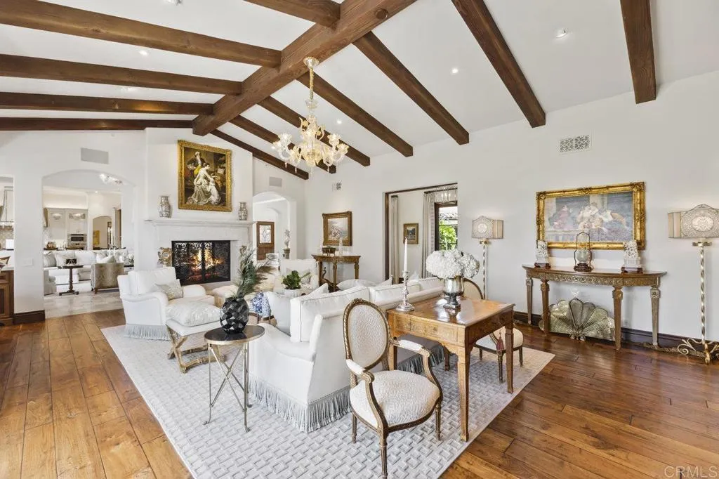 https://cdn.realtyfeed.com/cdn/127/306282200/744d117acd020aea5716feecb6002d93.webp