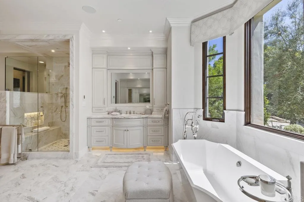 https://cdn.realtyfeed.com/cdn/127/306282200/84334726bf3faad63b9213f6ce7d16e6.webp