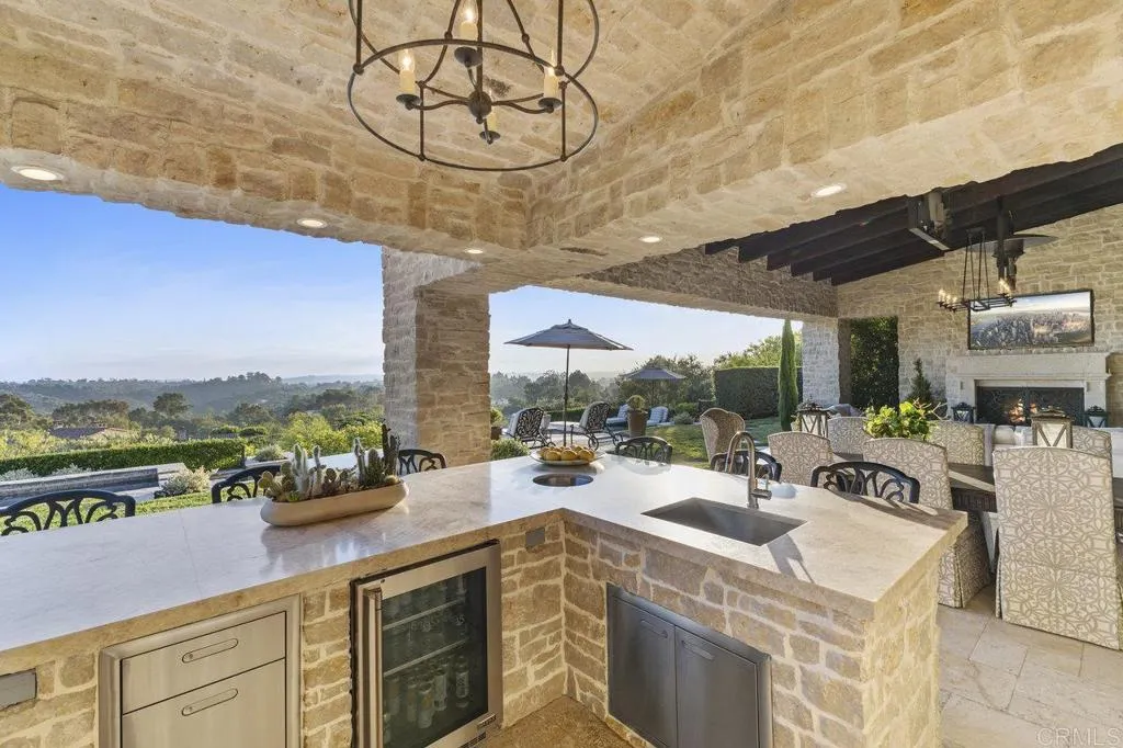 https://cdn.realtyfeed.com/cdn/127/306282200/966754f8dda702c783c3cab0eeb09f8f.webp