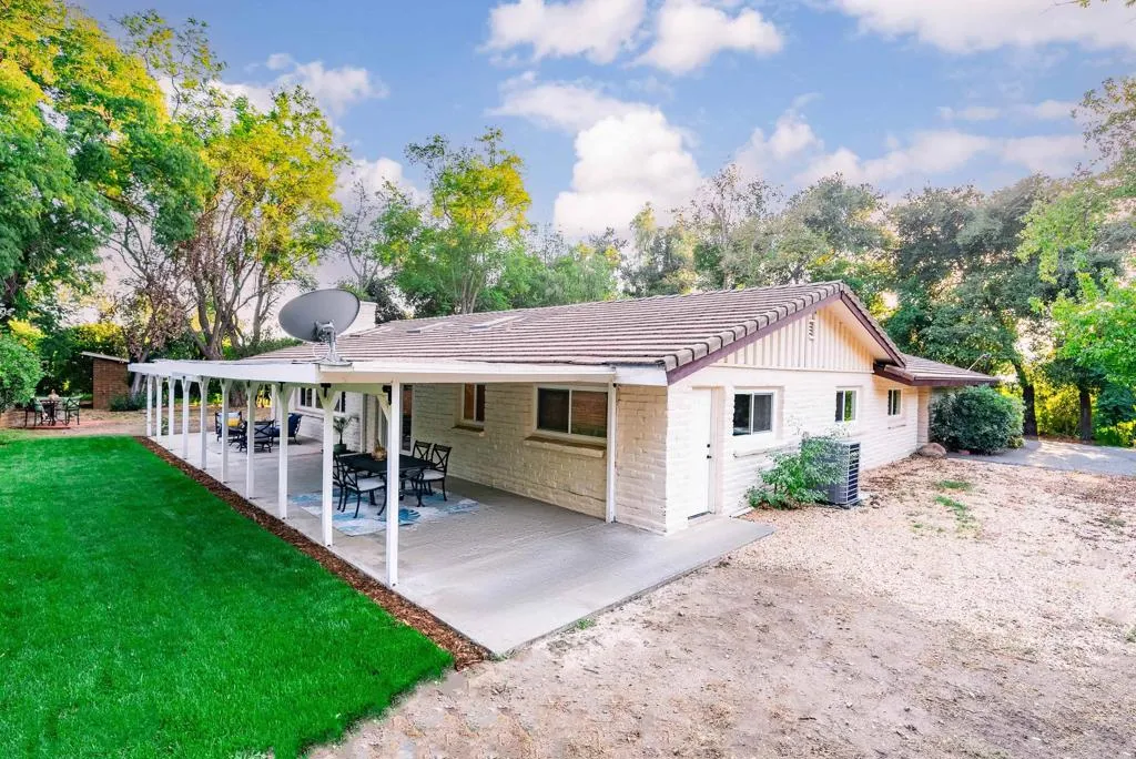 https://cdn.realtyfeed.com/cdn/127/306282707/23a15773bb26592af7f2c516381f83d0.webp