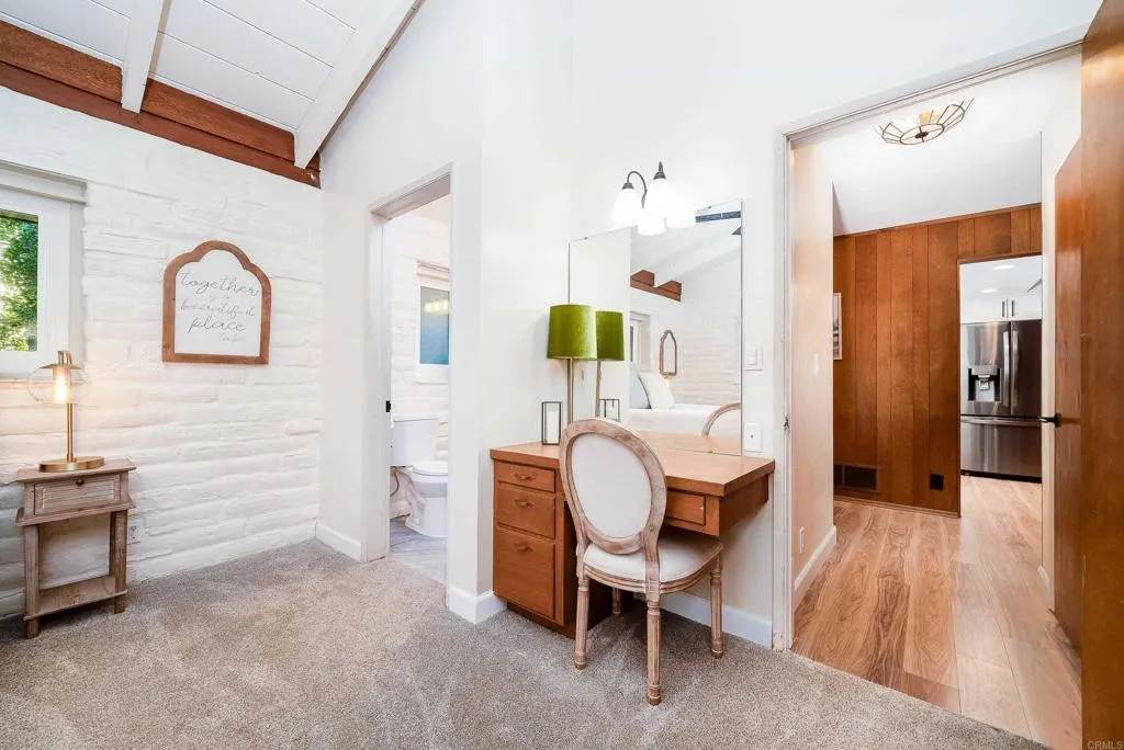 https://cdn.realtyfeed.com/cdn/127/306282707/2641c5048af344d7ca6c9b8ab6a7add0.webp