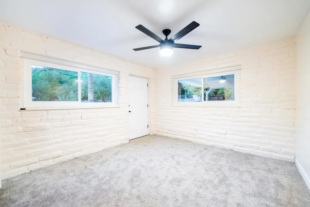 https://cdn.realtyfeed.com/cdn/127/306282707/5bfb3a13bd14c0bf9df881a27c1644f7.webp