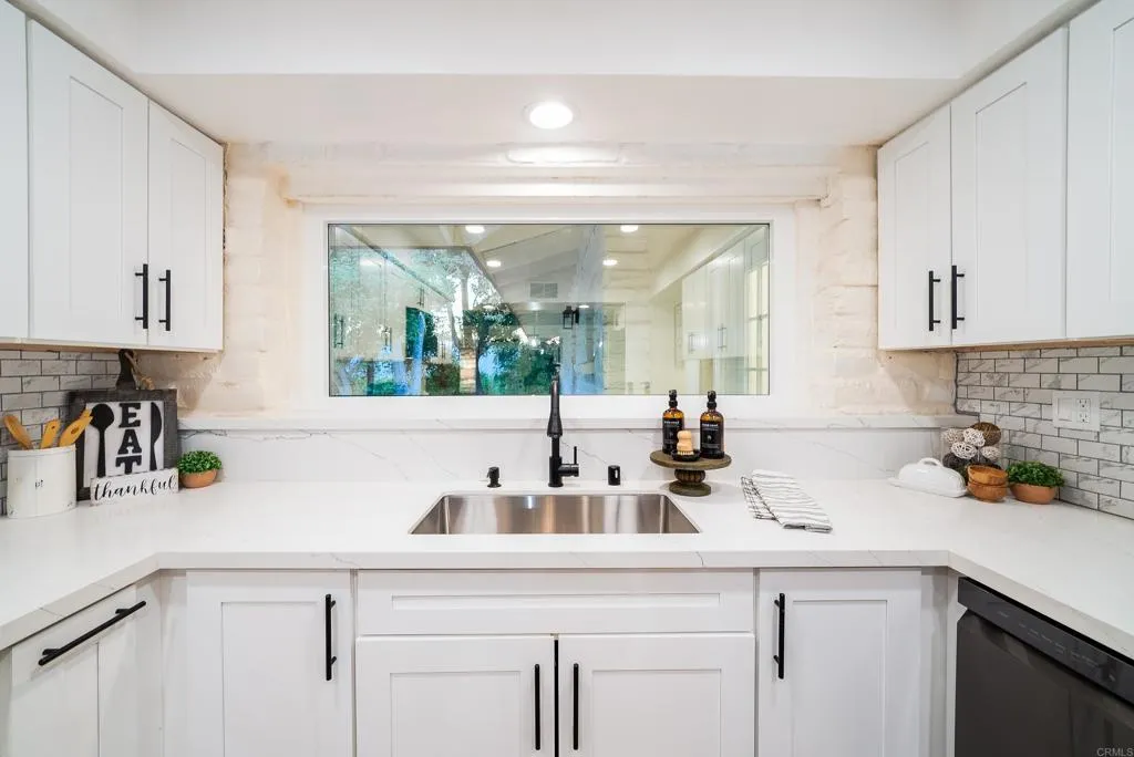 https://cdn.realtyfeed.com/cdn/127/306282707/6177dc3f6698501ff5767e8865539fc5.webp