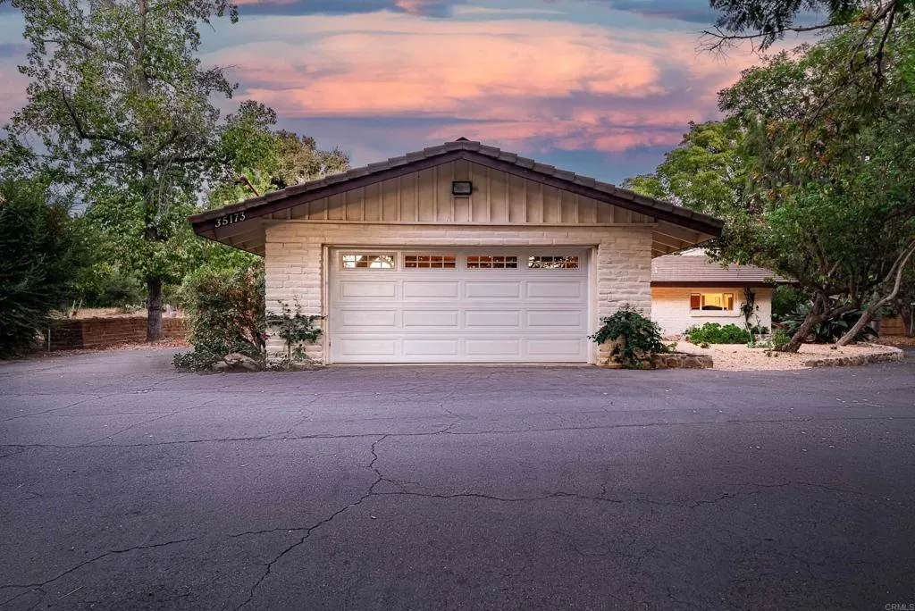 https://cdn.realtyfeed.com/cdn/127/306282707/94163f41a81e35c43e6095b987948a5d.webp