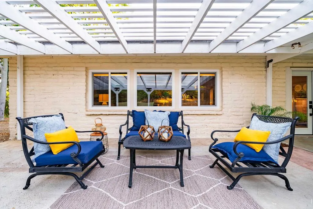 https://cdn.realtyfeed.com/cdn/127/306282707/b8f18e9cf3925201c32fb1eb250f38fe.webp