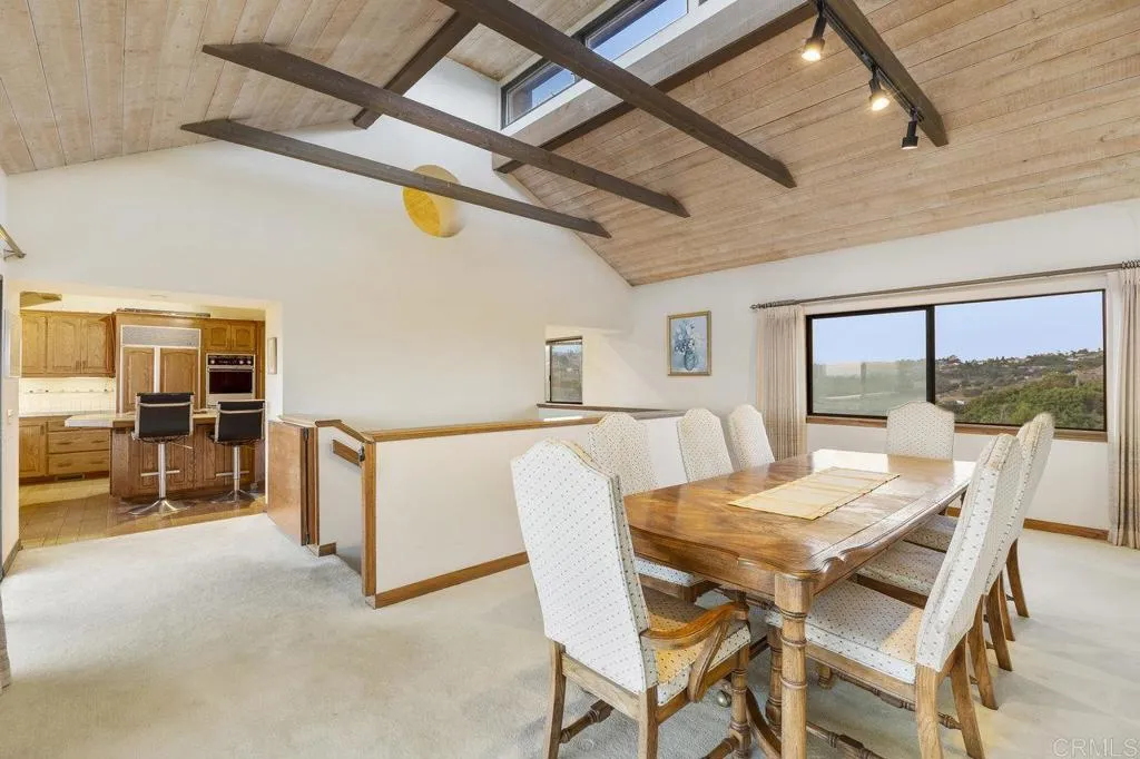 https://cdn.realtyfeed.com/cdn/127/306284893/3212c2ad0e5825863312463e9702c1f1.webp