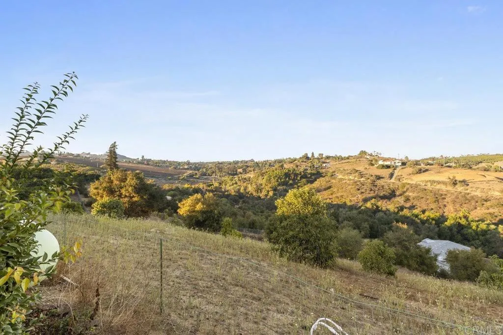 https://cdn.realtyfeed.com/cdn/127/306284893/356c23274c793e3b7d3cb26865f2c95a.webp