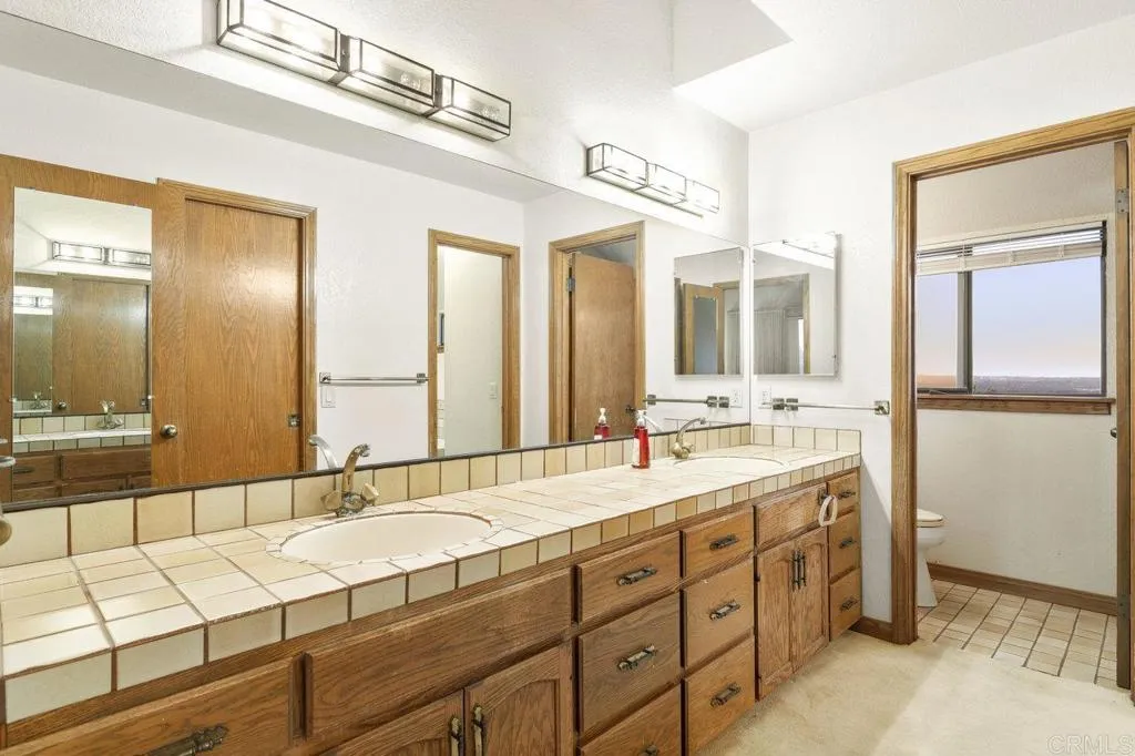 https://cdn.realtyfeed.com/cdn/127/306284893/4e20d5220d640ef90018edb98d6b9f51.webp