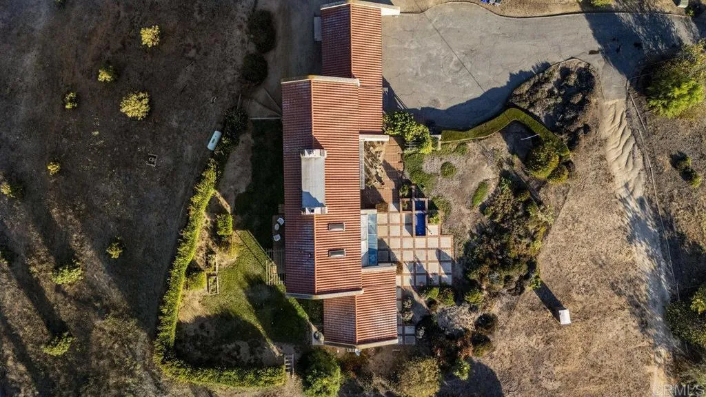 https://cdn.realtyfeed.com/cdn/127/306284893/7521bf40ee3dcf520946593337276aa9.webp
