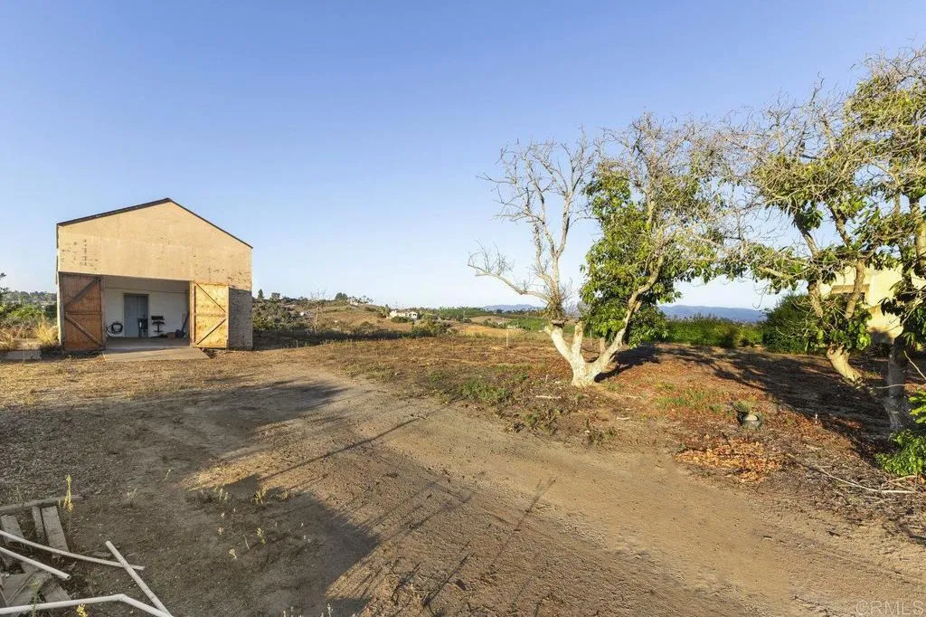 https://cdn.realtyfeed.com/cdn/127/306284893/8dde5f8cfbb5b57dd9f216980c986203.webp