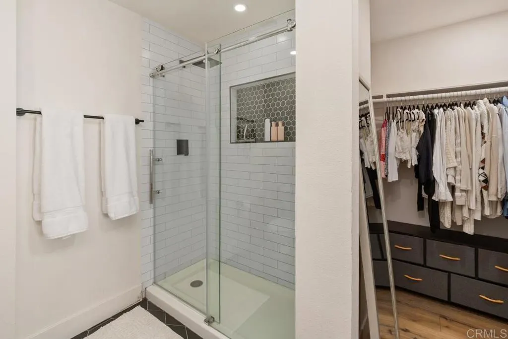 https://cdn.realtyfeed.com/cdn/127/306285144/759f82866a21c8b42874863fb20589aa.webp