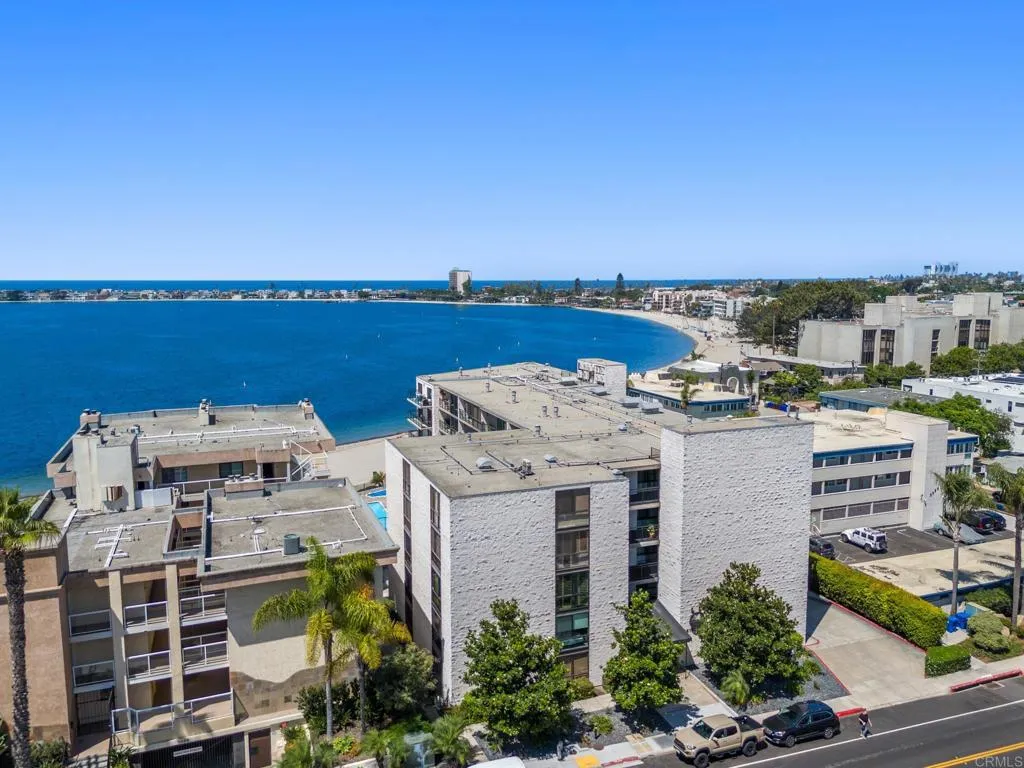 https://cdn.realtyfeed.com/cdn/127/306285289/20bb33e9e8fc5b7c4c4b1ed61db20f34.webp
