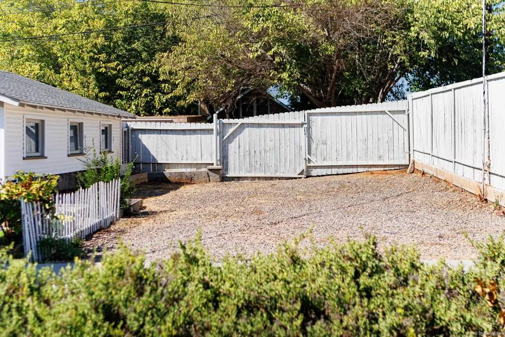 https://cdn.realtyfeed.com/cdn/127/306285491/f8cba6c9b89b8989bd7d7c91621472f9.webp