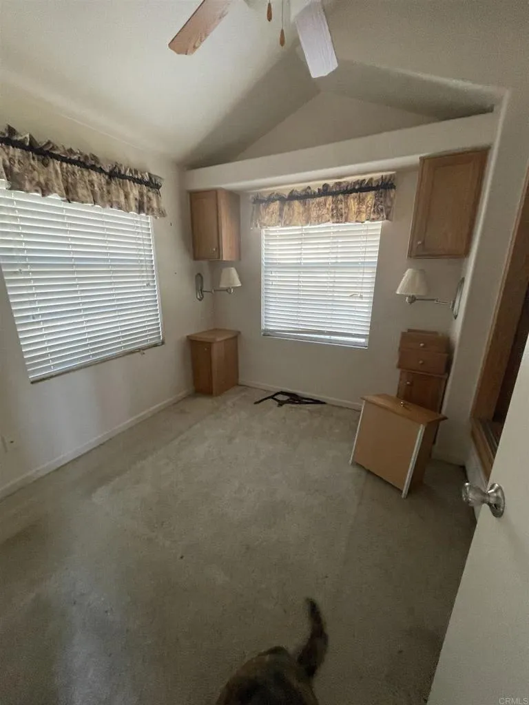 https://cdn.realtyfeed.com/cdn/127/306285503/108b80c15faf4b19753fbb6816510a1c.webp