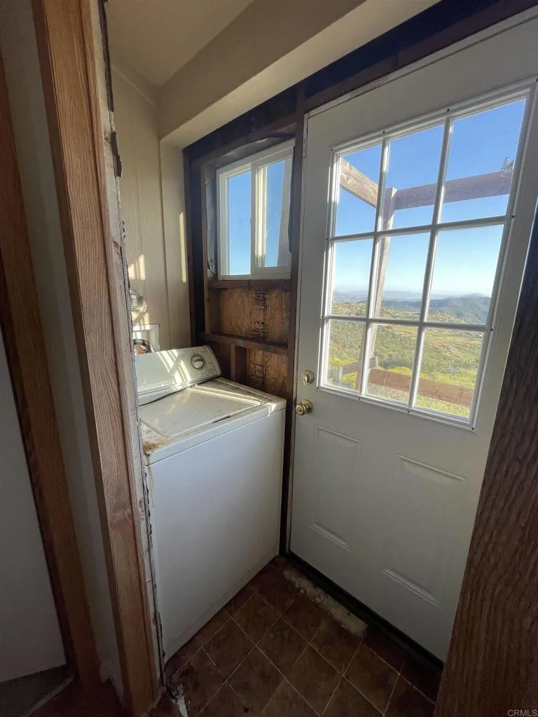 https://cdn.realtyfeed.com/cdn/127/306285503/169080b27dd284f874eb38aab24937fb.webp
