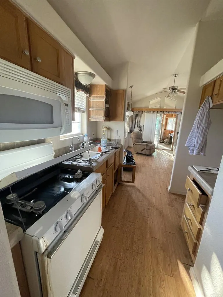 https://cdn.realtyfeed.com/cdn/127/306285503/2ef15d0027a7052c7408490b01d8bea3.webp