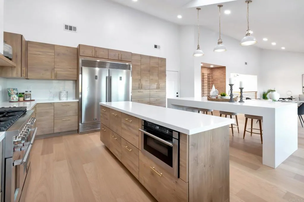 https://cdn.realtyfeed.com/cdn/127/306285905/0da3b4a185a2e8e2f6623412c4c43ca7.webp