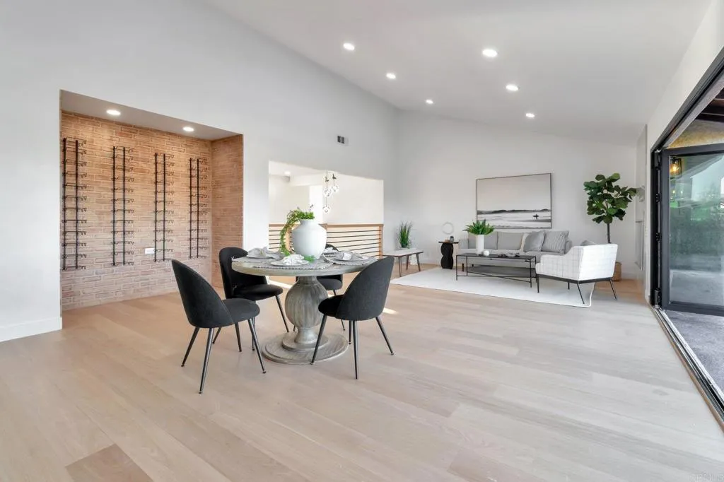https://cdn.realtyfeed.com/cdn/127/306285905/3eb7de1917f11a2cb436fa358169715a.webp