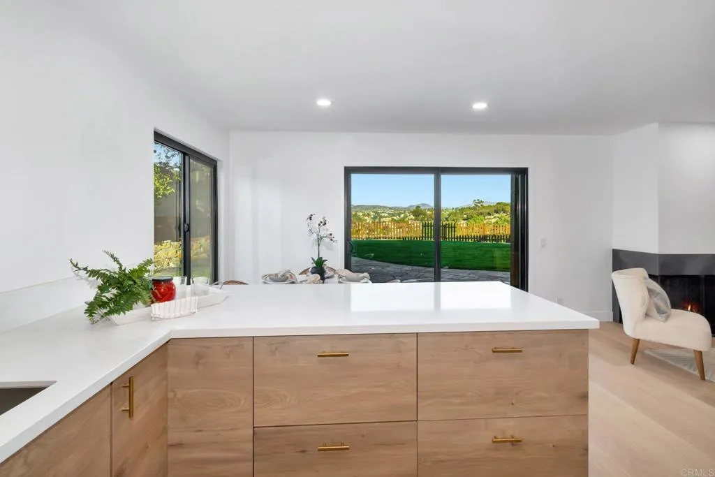 https://cdn.realtyfeed.com/cdn/127/306285905/fb2798837e11e504a54d19377698e5df.webp