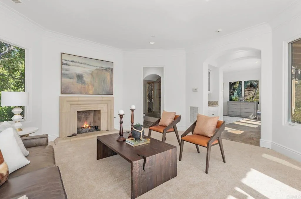 https://cdn.realtyfeed.com/cdn/127/306286432/1588b34615b95f40b783d53146056c71.webp