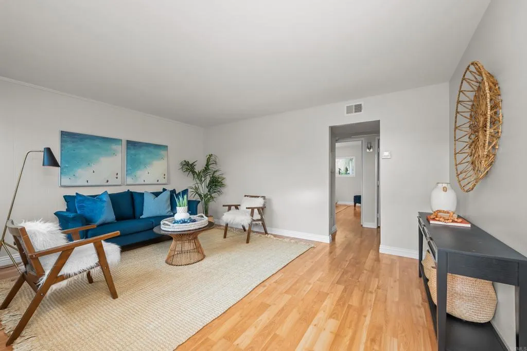 Photo #2: NDP2409237 Listing 