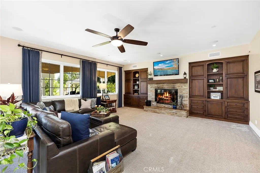 https://cdn.realtyfeed.com/cdn/127/306289942/7588469df04e77f77e25c637fa14232d.webp