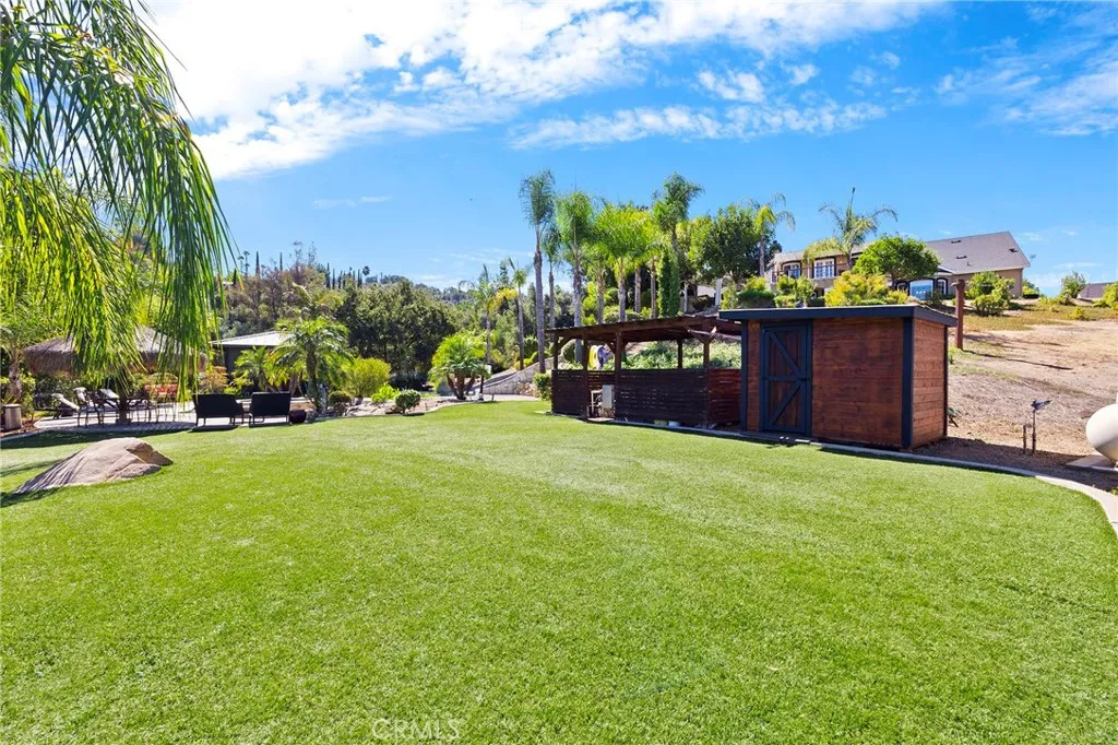 https://cdn.realtyfeed.com/cdn/127/306289942/ab88e8df758d01e611f23e292d1d919f.webp