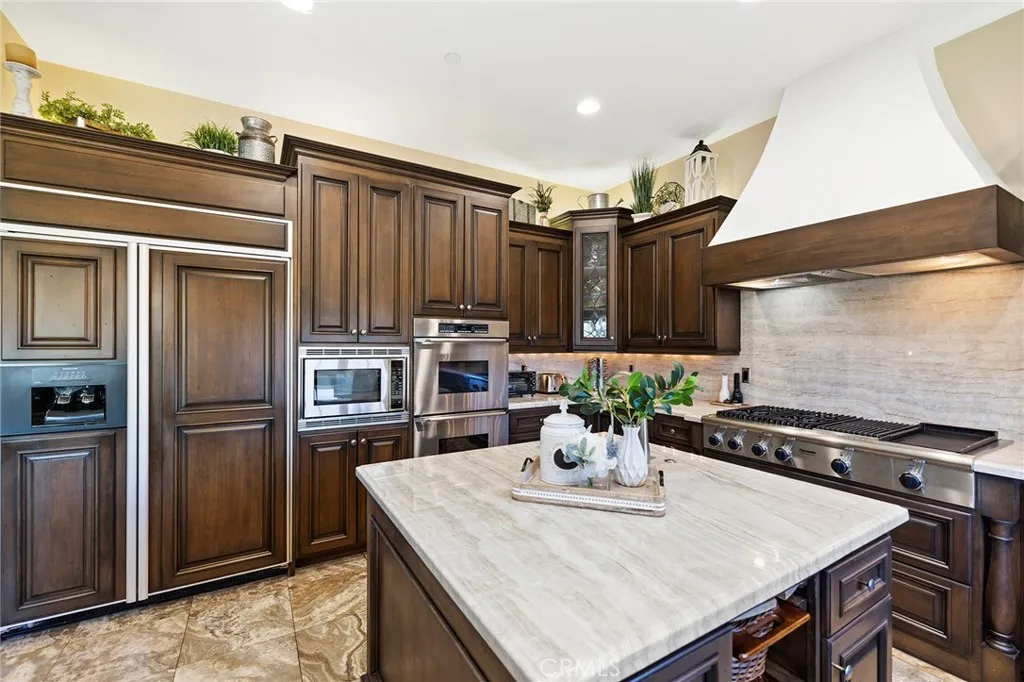 https://cdn.realtyfeed.com/cdn/127/306289942/b4ce700225d69703531c4736fcf6d080.webp