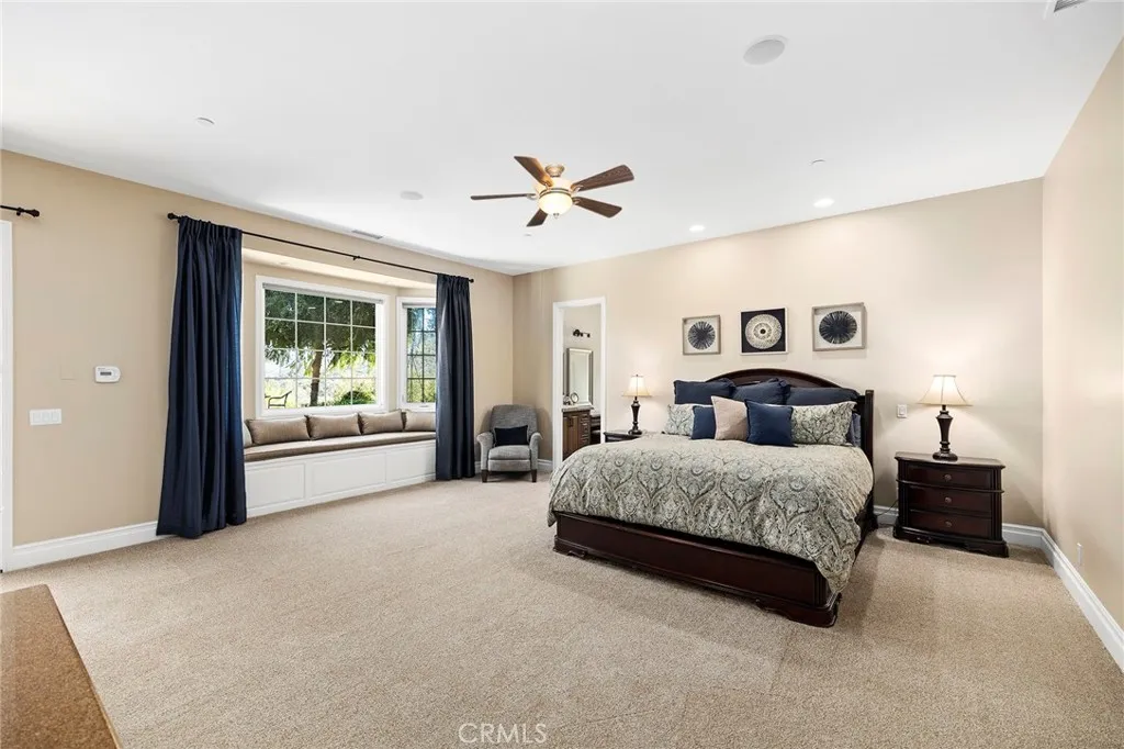 https://cdn.realtyfeed.com/cdn/127/306289942/bd2f683157e304a9048f0d2486a75679.webp
