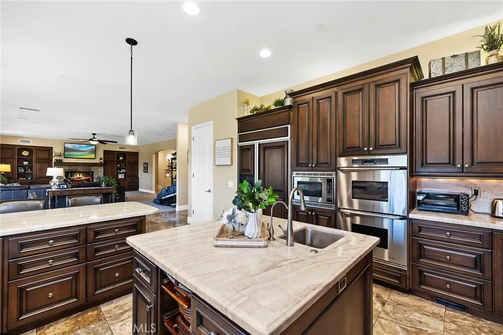 https://cdn.realtyfeed.com/cdn/127/306289942/faadcacce1b6b2b147de75a1b74f7ca2.webp