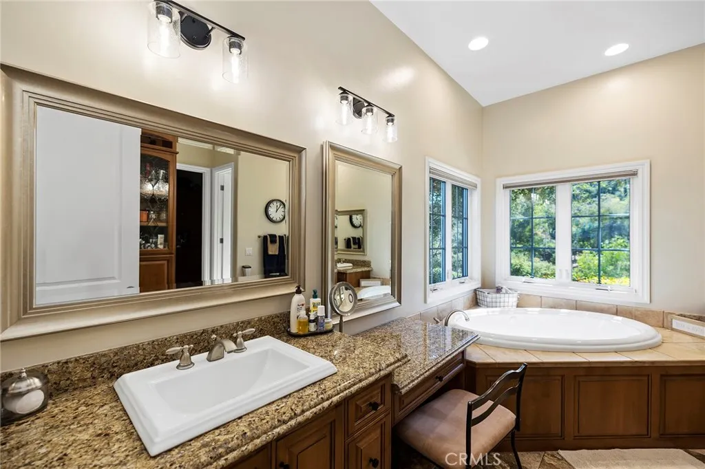 https://cdn.realtyfeed.com/cdn/127/306289942/fb15b1a6add8c61dc5bc96c1c5ff6482.webp