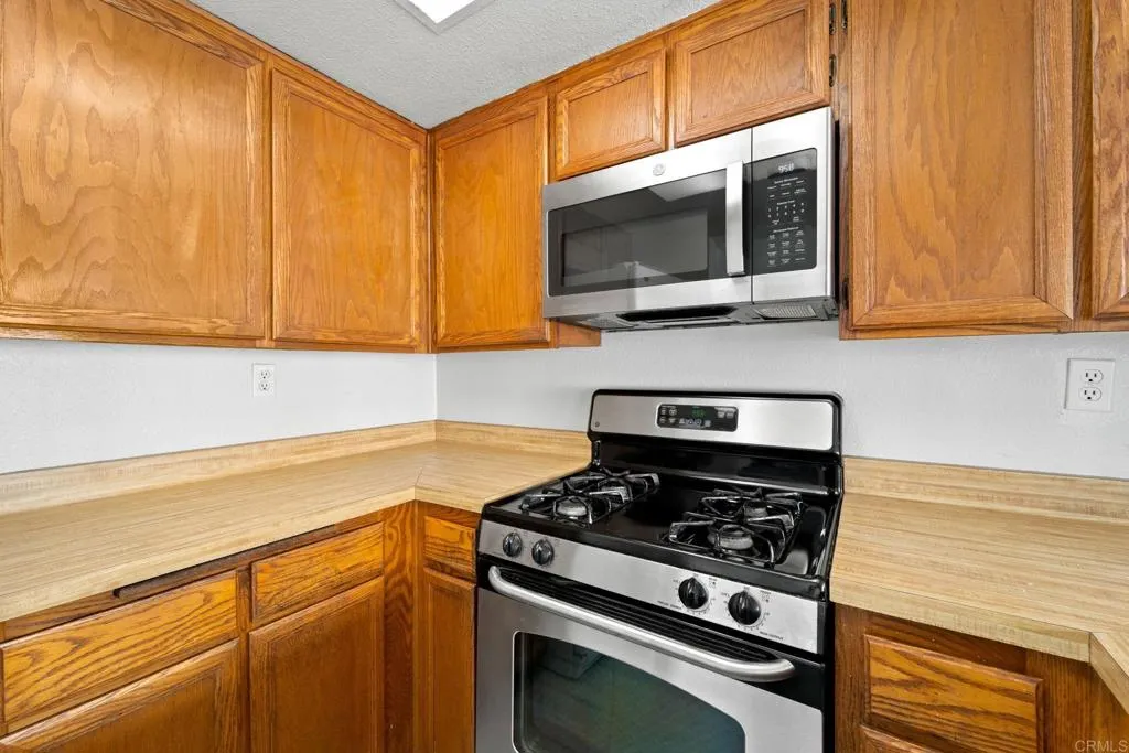 https://cdn.realtyfeed.com/cdn/127/306290289/18192e47f8f1d3277870497724d37e3d.webp