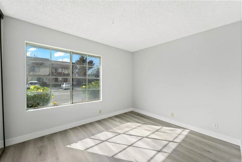 https://cdn.realtyfeed.com/cdn/127/306290289/381d6ac87ed0614a612340c7e9f10d69.webp