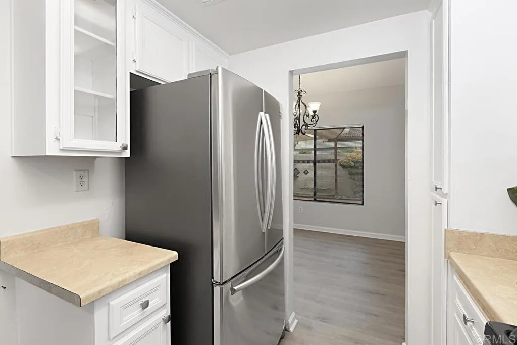 https://cdn.realtyfeed.com/cdn/127/306290366/31d28b5dac539160b1e80887021cc718.webp