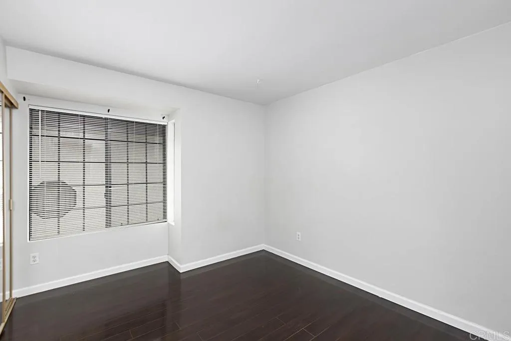 https://cdn.realtyfeed.com/cdn/127/306290366/acdbb80cae718bf21c3526347675de88.webp
