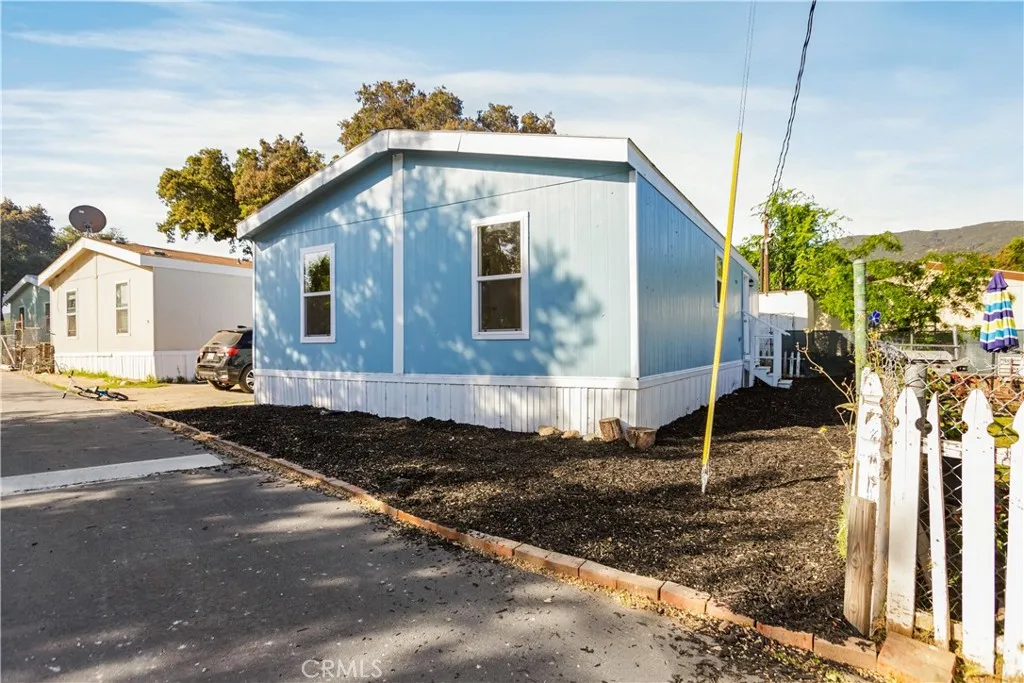 https://cdn.realtyfeed.com/cdn/127/306291420/915074725628a4a034006771ac48cb44.webp